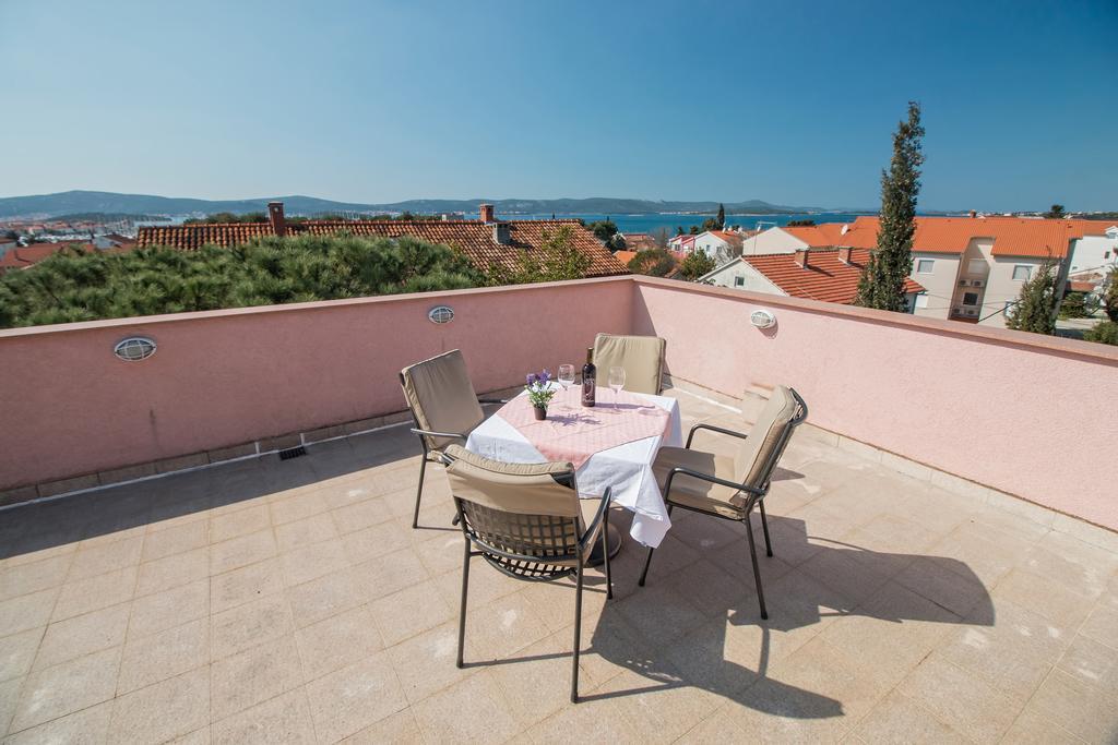 ביוגראד נה מורו Hotel Hygge מראה חיצוני תמונה